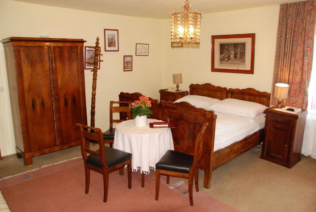 Gasthof Hohlwegwirt Hallein Esterno foto
